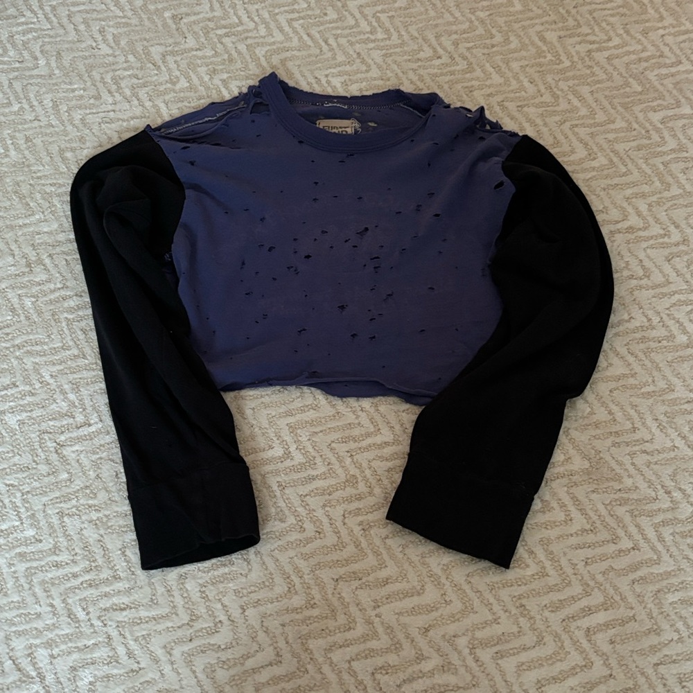 LF Distressed Blue & Black Cropped Long Sleeve Top Size S | Y2K